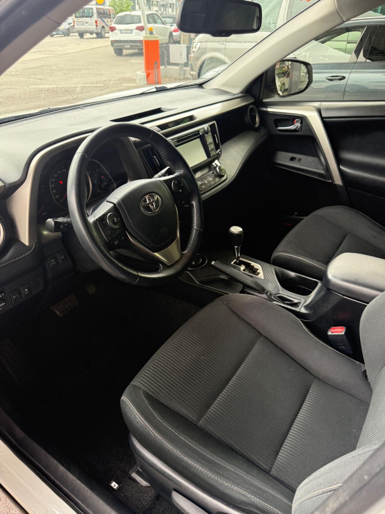 TOYOTA RAV4 2.0 D-4D 4WD STYLE 4X4