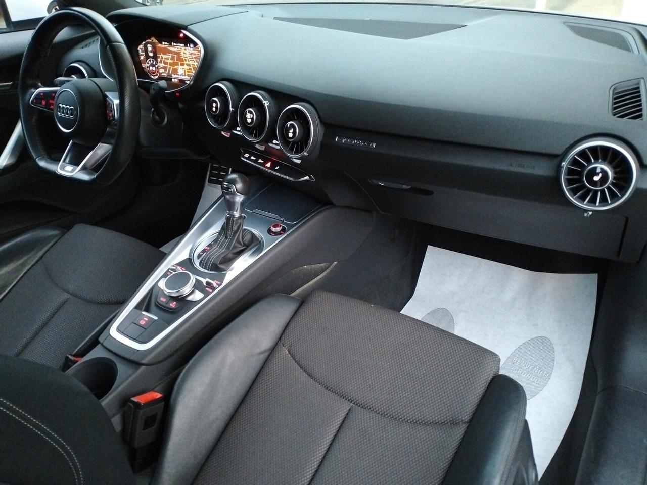 Audi TT 2.0 tfsi QUATTRO S-Tronic S Line