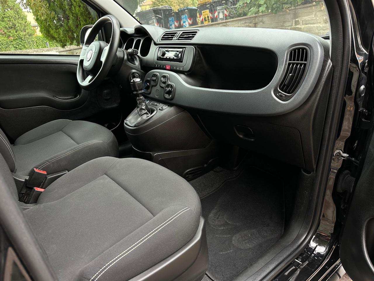 Fiat Panda 1.0 FireFly S&S Hybrid Garmin