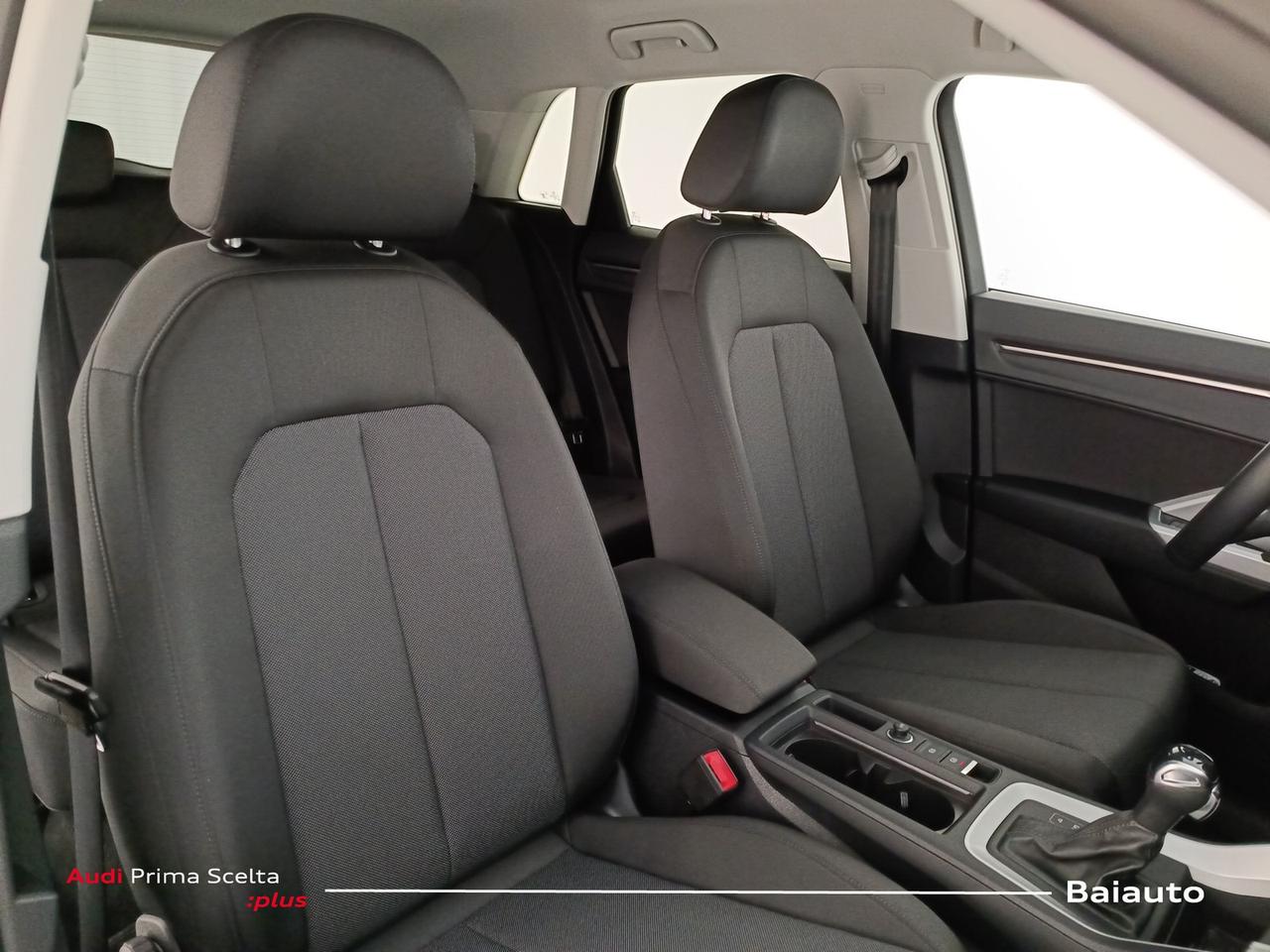 Audi Q3 35 2.0 tdi business advanced s tronic