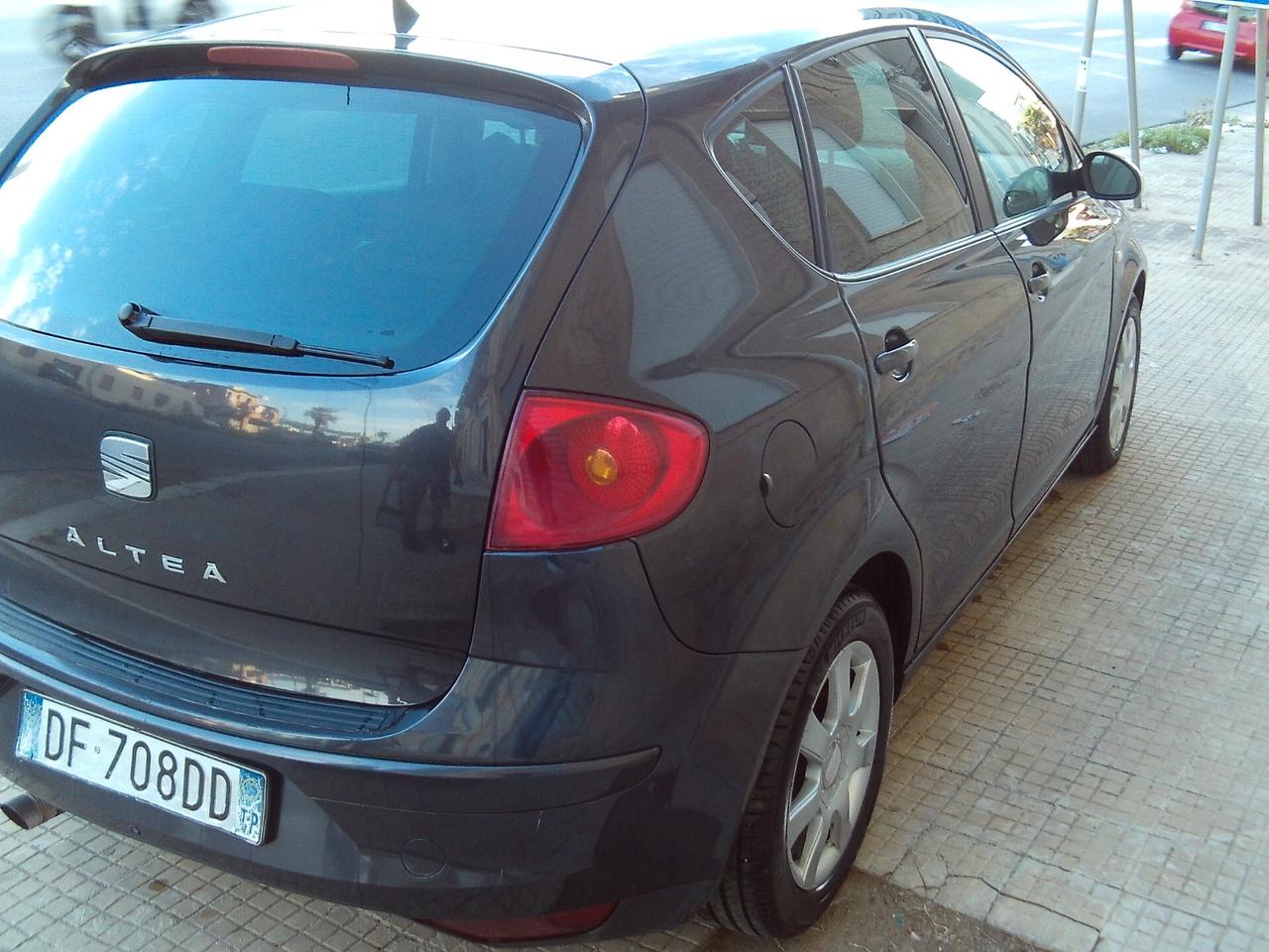 Seat Altea XL 1.6 Stylance Dual