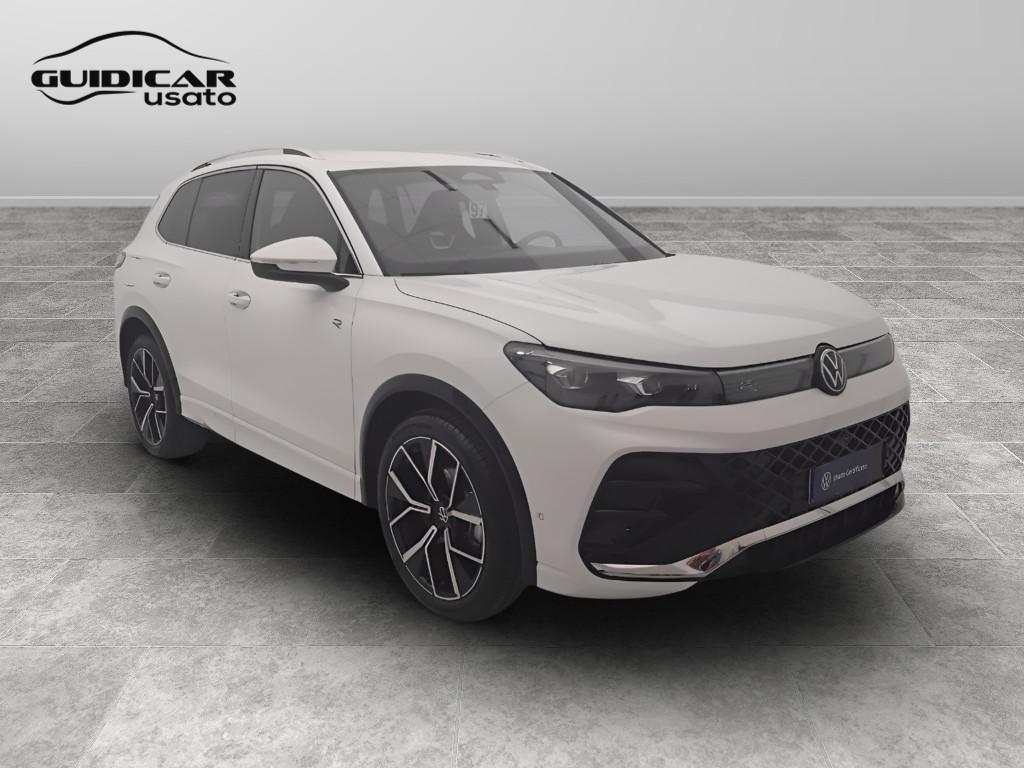 VOLKSWAGEN Tiguan III 2024 - Tiguan 1.5 etsi R-Line Plus 150cv dsg