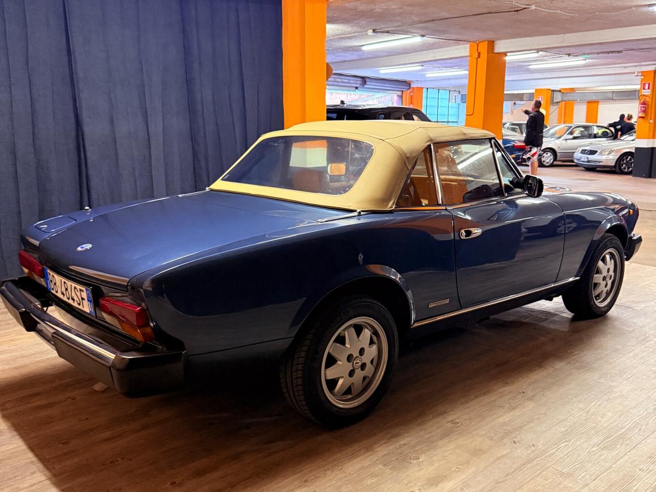 PAZZESCA FIAT 124 SPIDER EUROPA PININFARINA ISCRITTA ASI COME DA VETRINA.