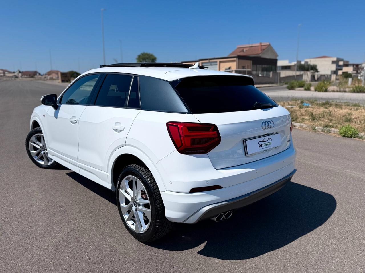 Audi Q2 2.0 TDI 190CV quattro S tronic*Tetto*Pelle*Navi