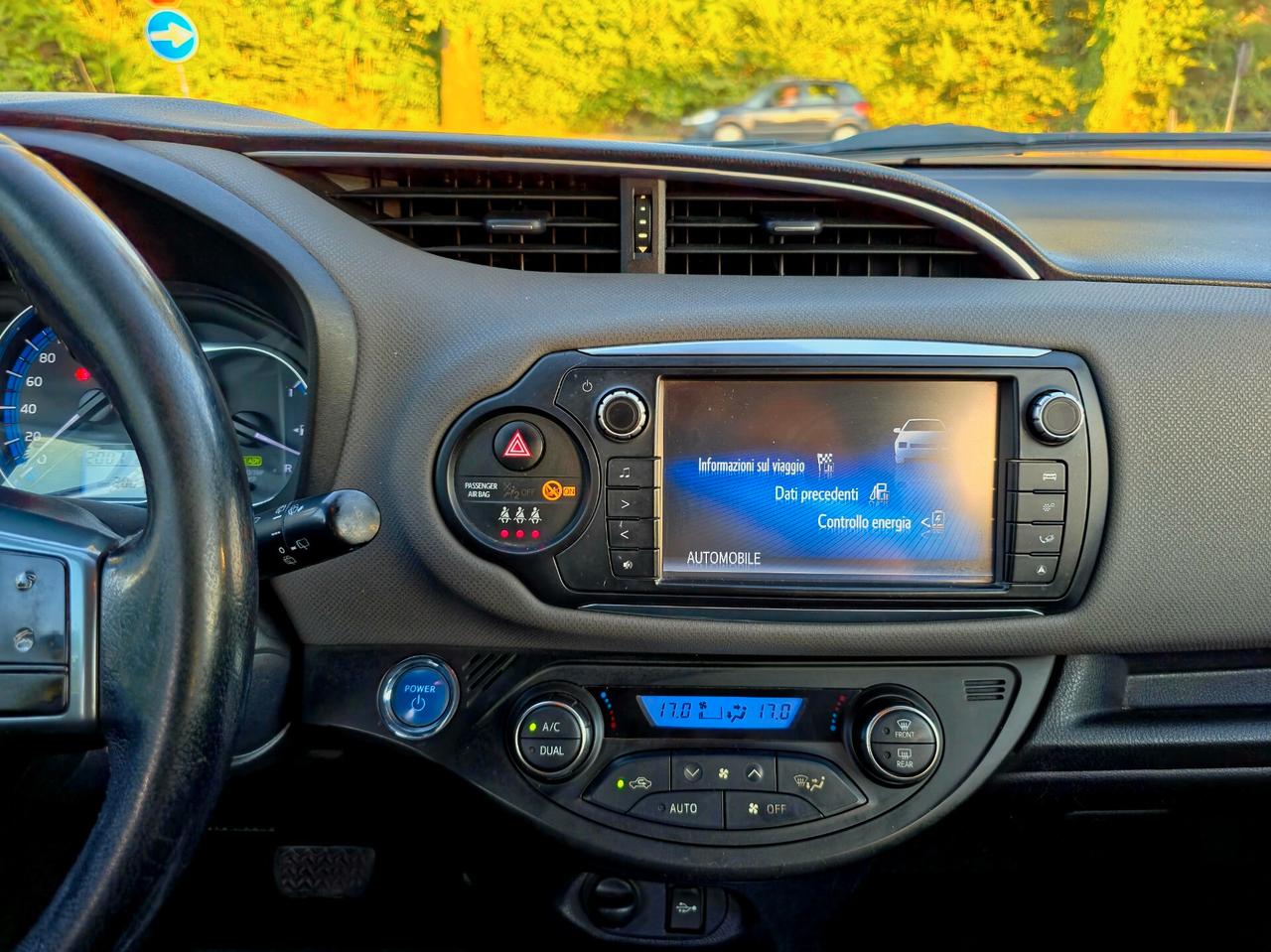 Toyota Yaris 1.5 Hybrid 5 porte Active 2016-E6B Automatico NEO