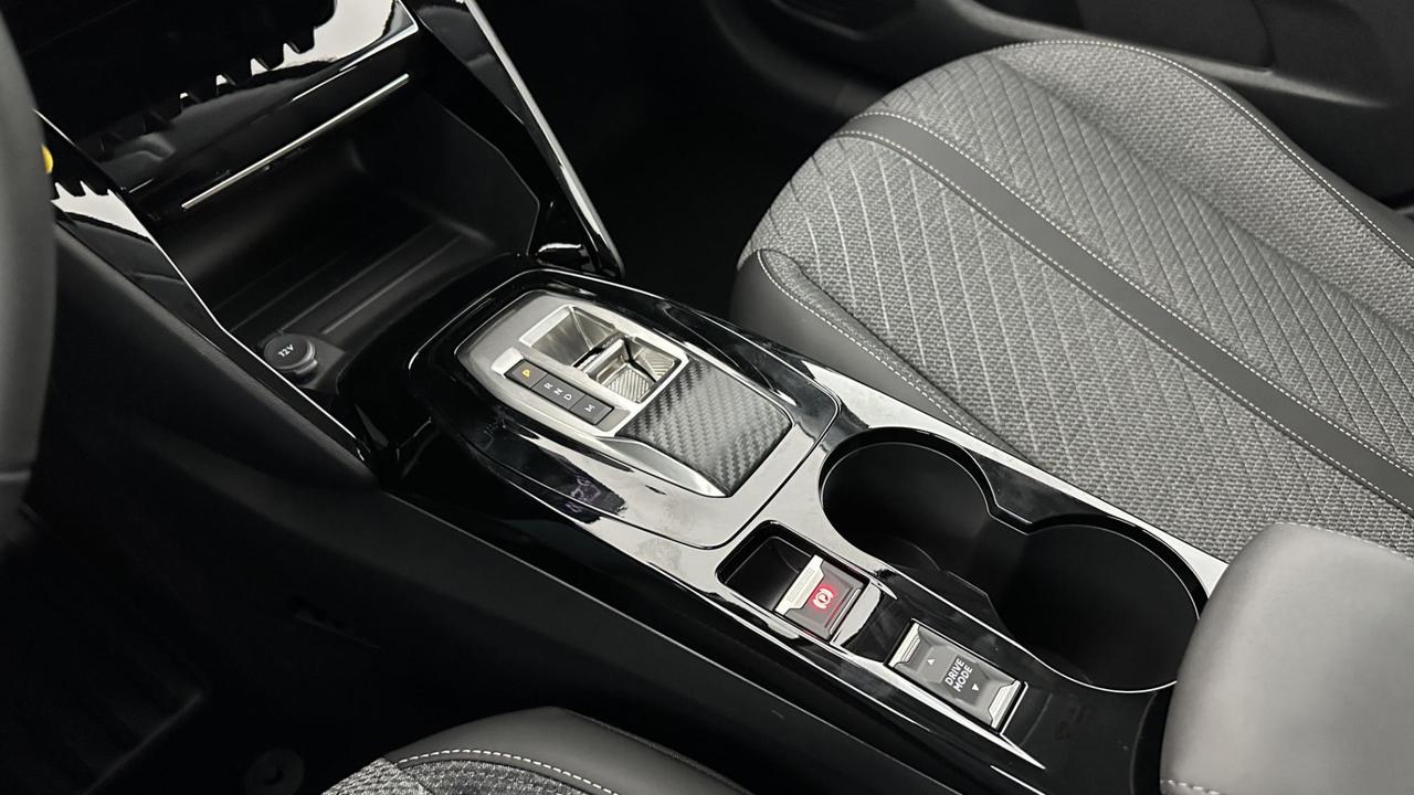 Peugeot 208 1.2 hybrid Allure 145cv e-dcs 6 IN PROMO