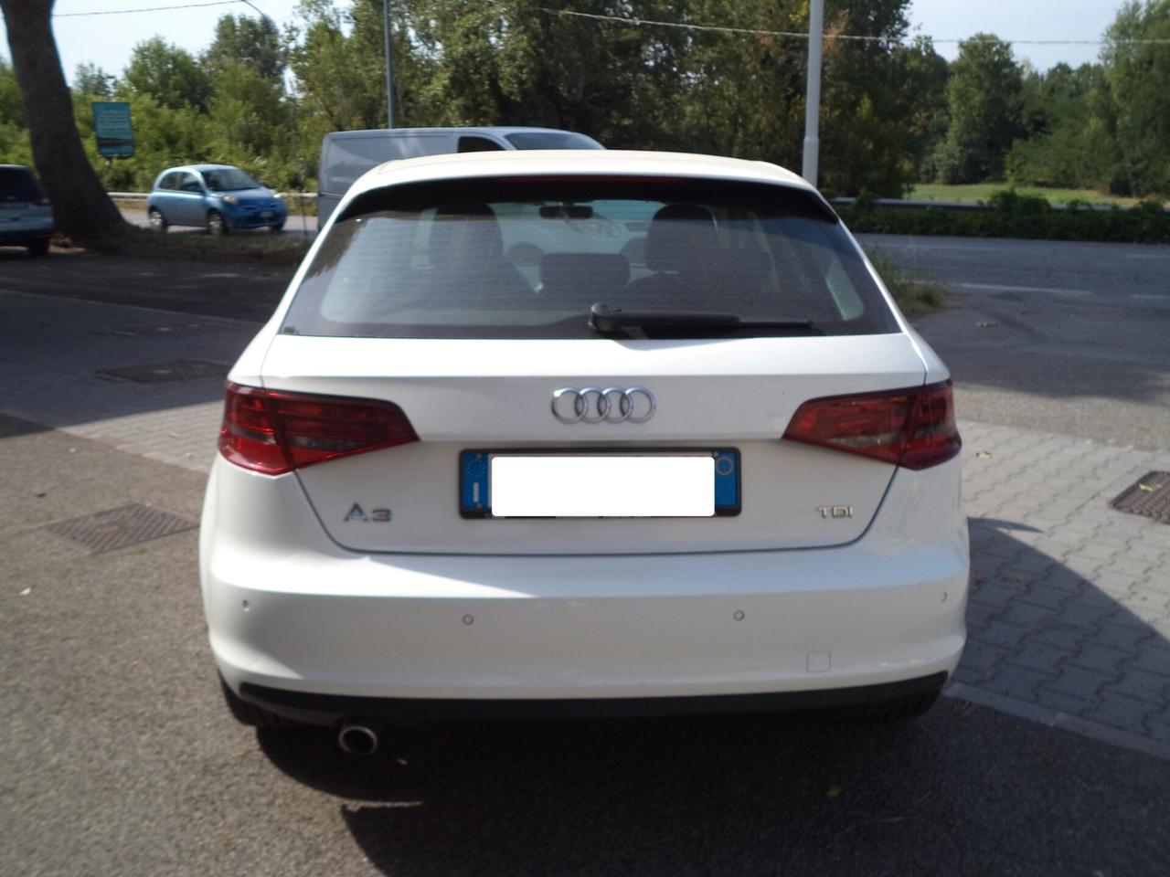 Audi A3 SPB 1.6 TDI clean diesel Ambition
