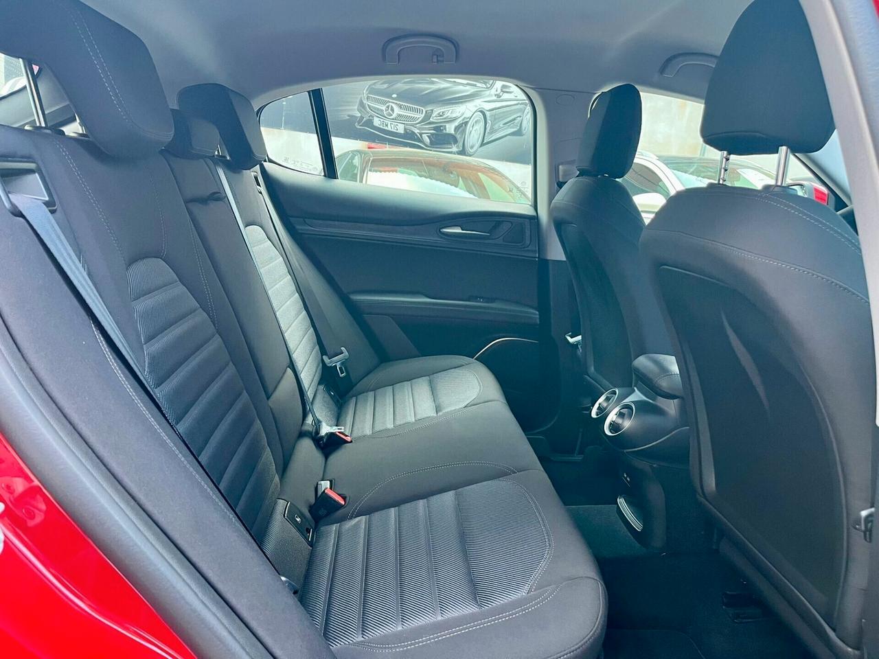 Alfa Romeo Stelvio 2.2 Turbodiesel 160 CV AT8 RWD Business