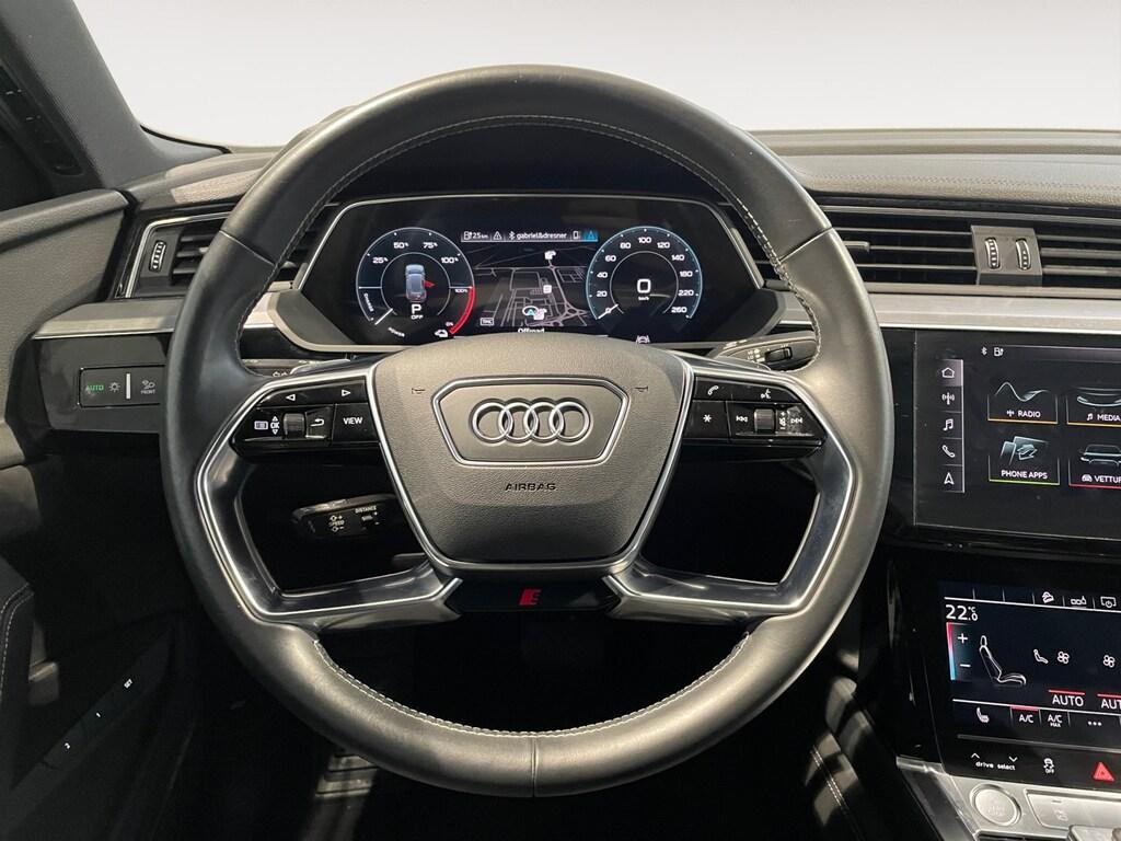 Audi e-tron (Q8) 50 313CV Batt.71kWh Autom. quattro S-line