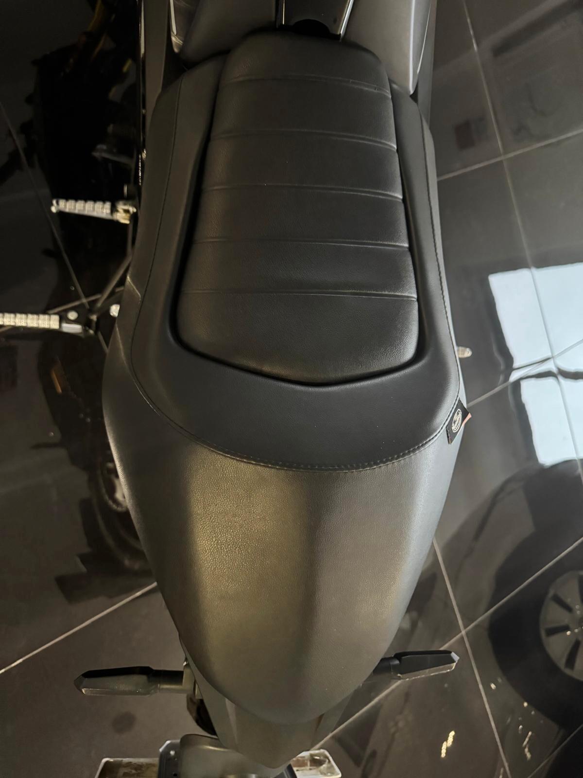 La F.B. Mondial HPS 125