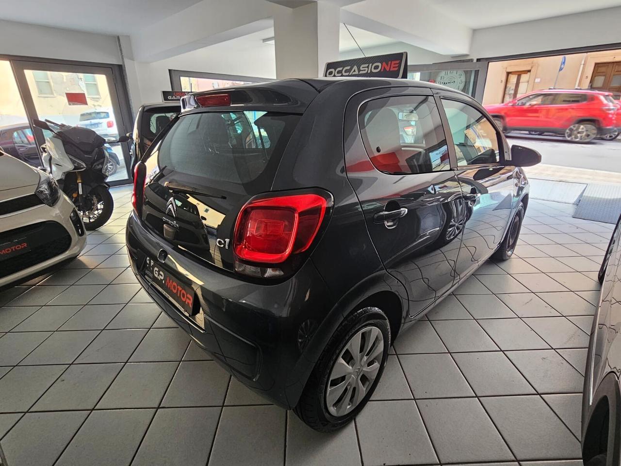 Citroen C1 VTi 68 3 porte Shine