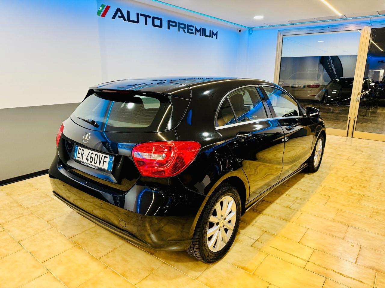 Mercedes-benz A 180d 109Cv Sport - Navi / Autom.