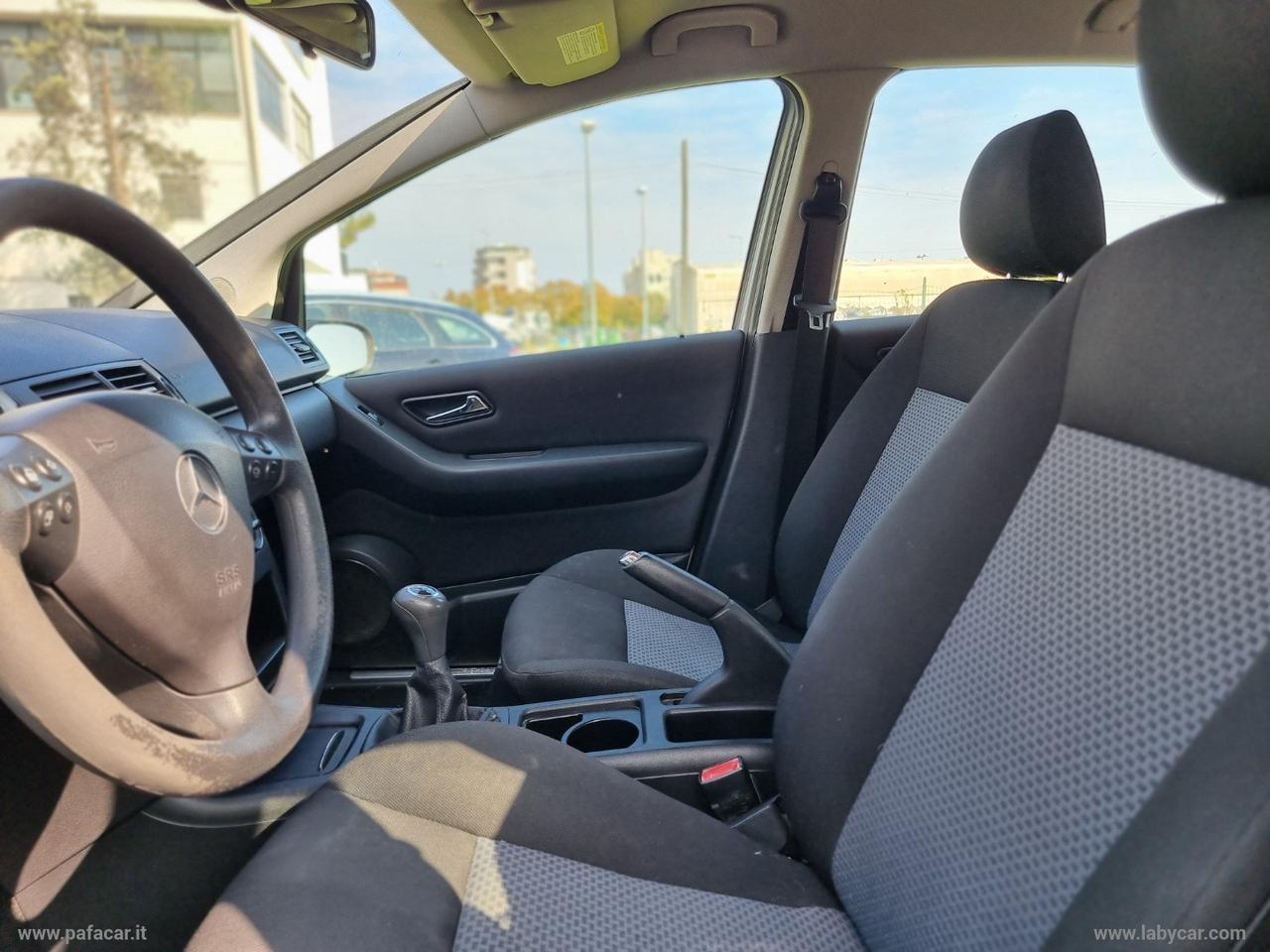 MERCEDES-BENZ A 160 CDI Avantgarde