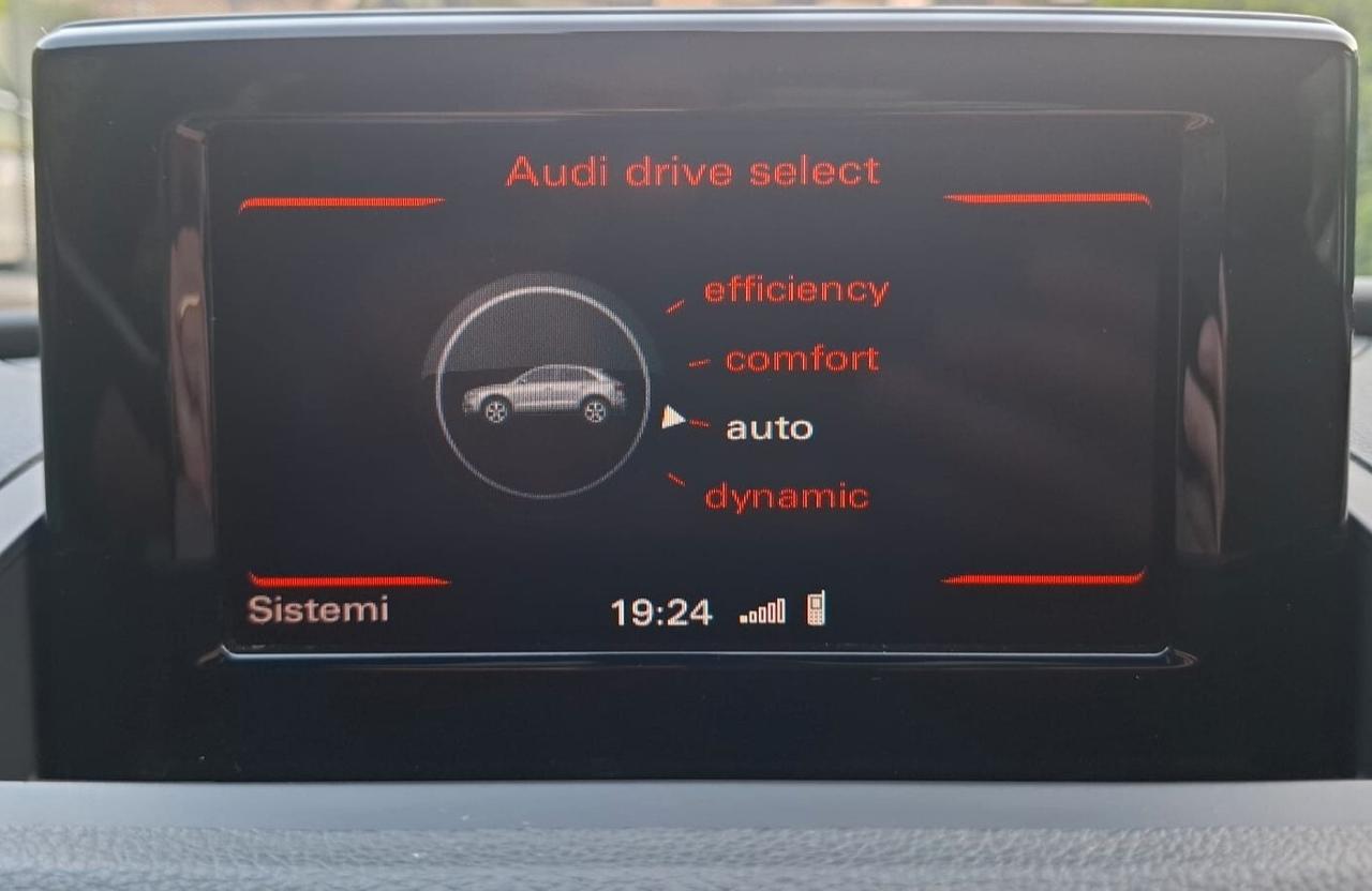 Audi Q3 2.0 TDI 150 CV quattro S tronic S-Line