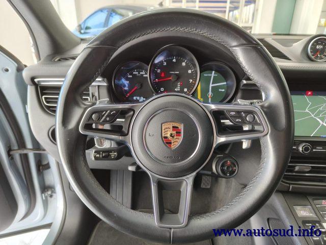 PORSCHE Macan 2.0