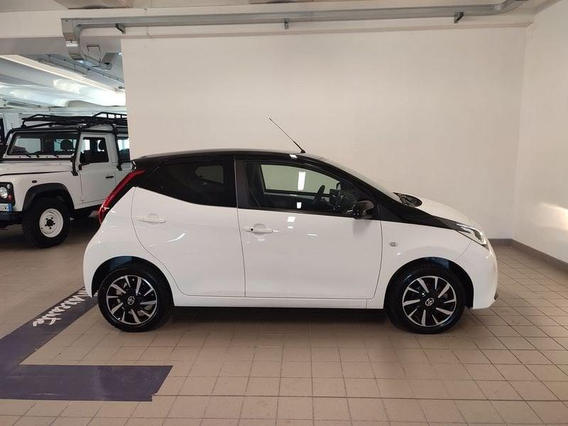 Toyota Aygo Connect 1.0 VVT-i 72 CV 5 porte x-you