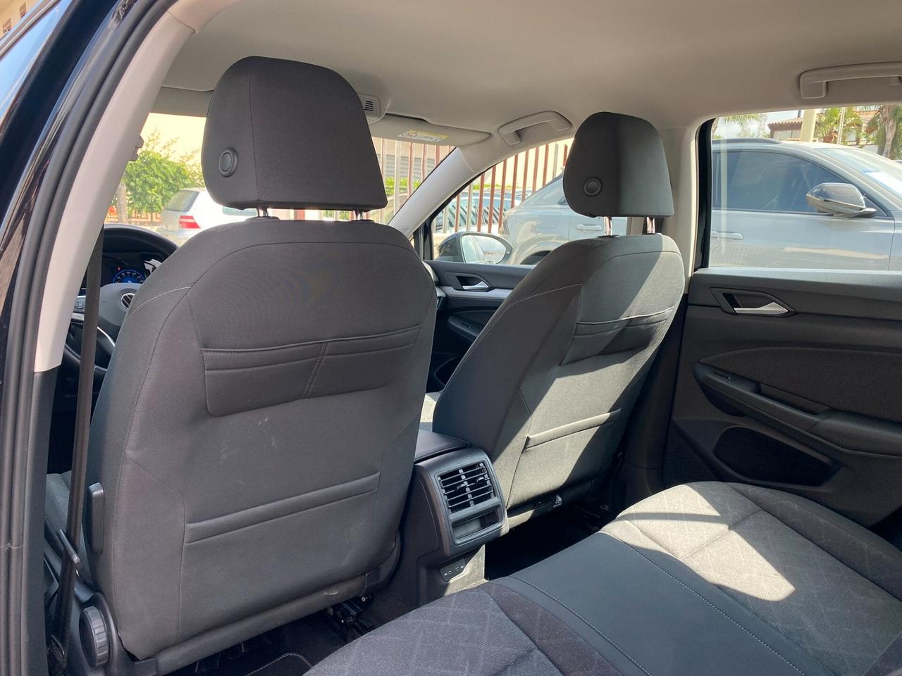 Volkswagen Golf 8 Life 2.0 TDI 116CV DSG