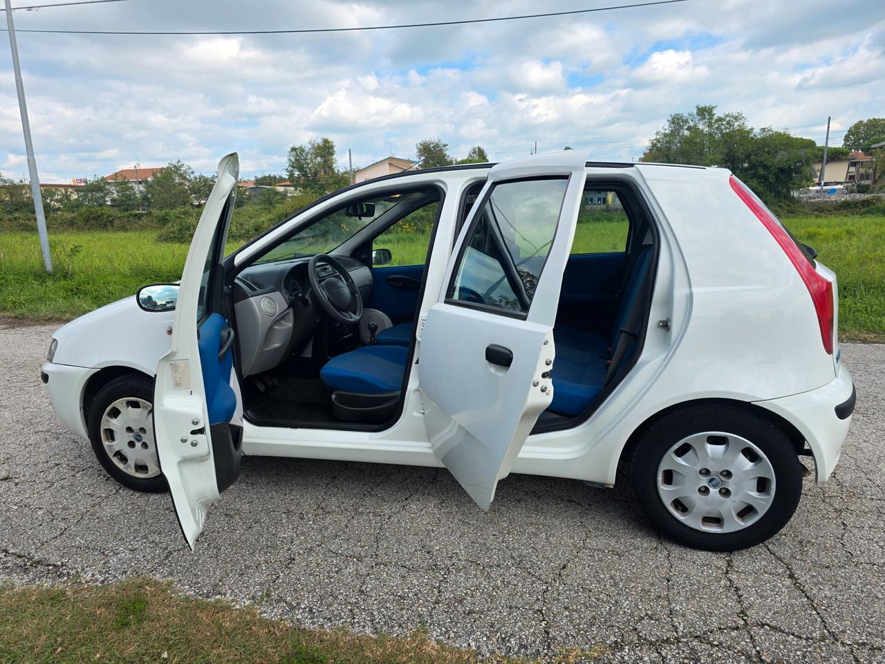 FIAT PUNTO 1.2 BENZINA NEOPATENTATI Con GARANZIA