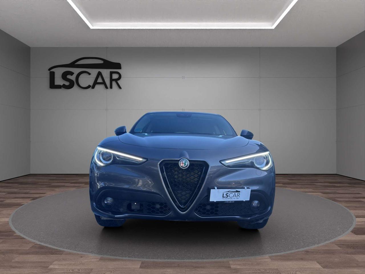 Alfa Romeo Stelvio 2.2 t Veloce Q4 210cv - Vettura Iva Esposta - Unipro - Promo finanziamento