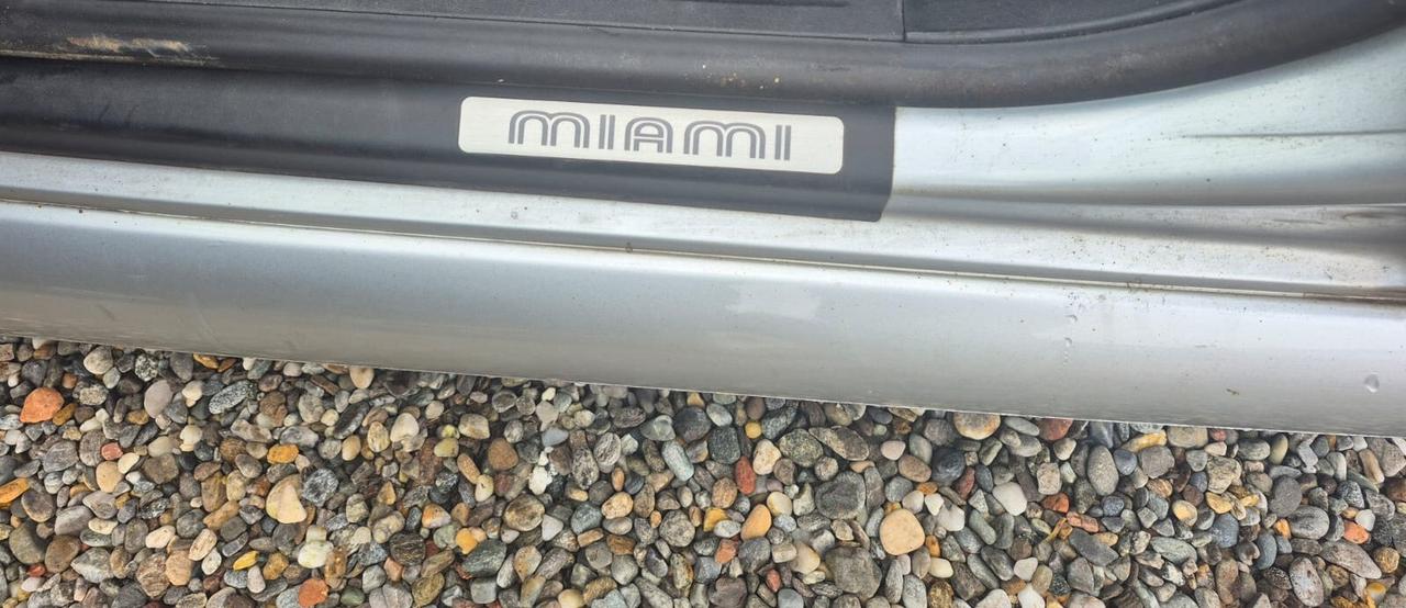 Volkswagen New Beetle 1.9 TDI 101CV MIAMI EDITION