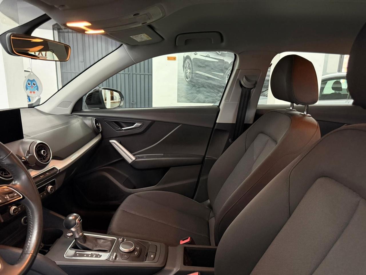 Audi Q2 30 TDI Business