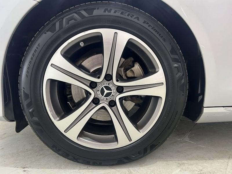 Mercedes-Benz Classe E E220d 4MATIC Auto Sport