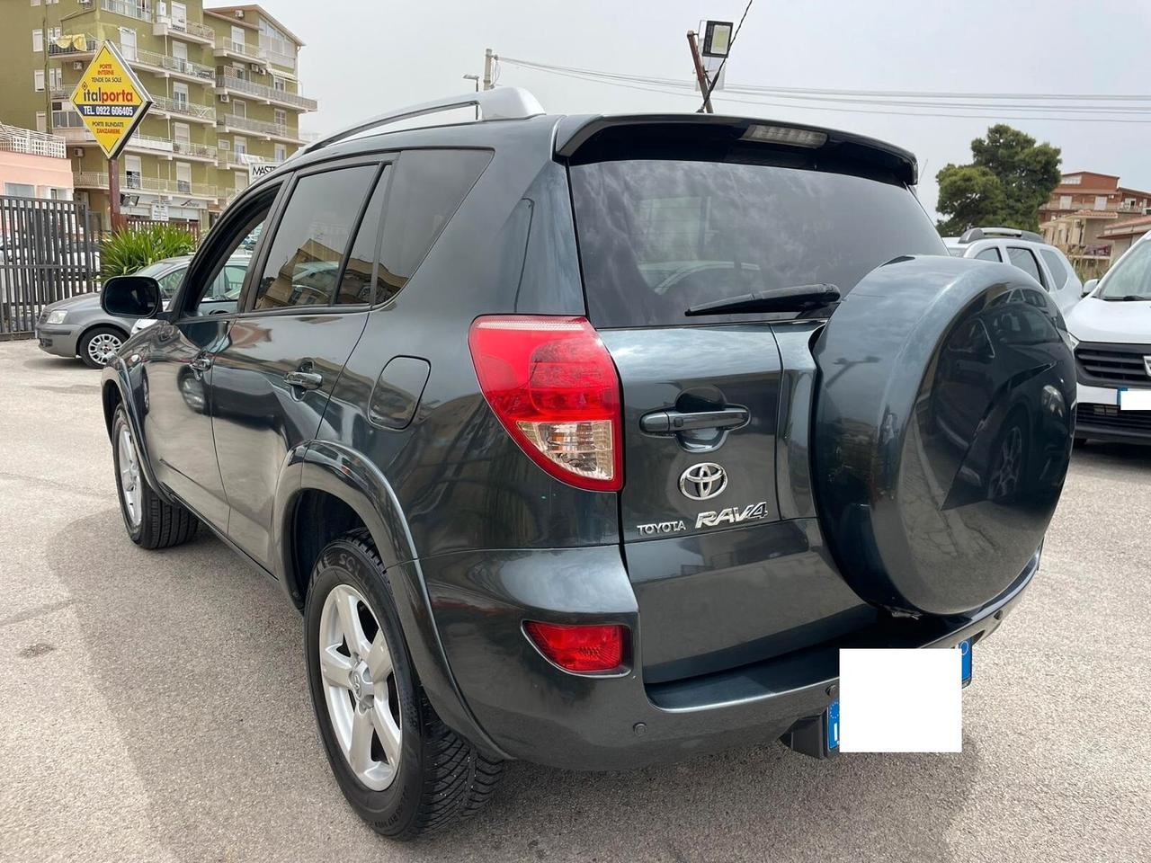 Toyota RAV 4 Crossover 4X4 2.2 D-Cat 177 CV Luxury