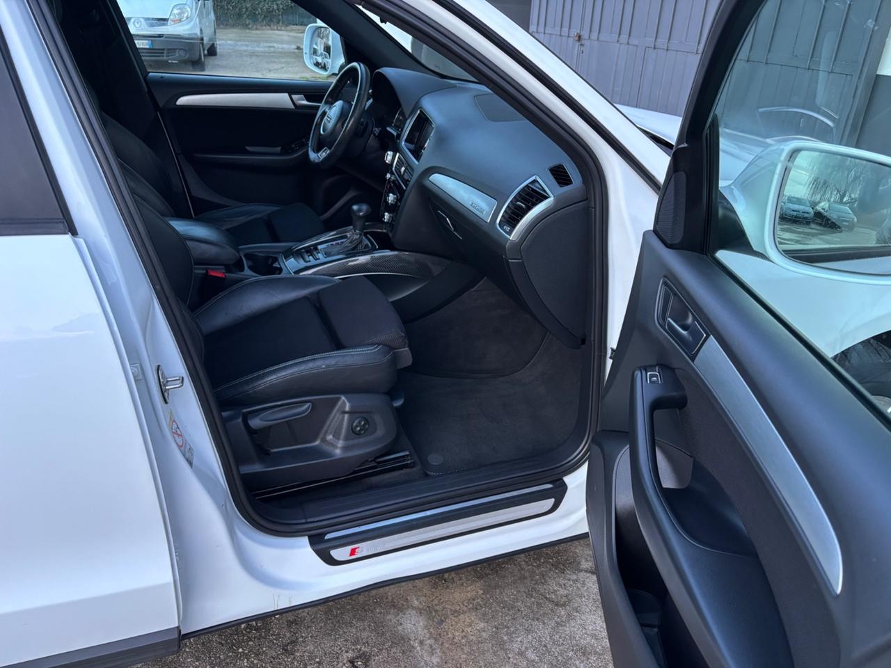 Audi Q5 2.0 TDI 177CV S line. QUATTRO S tronic