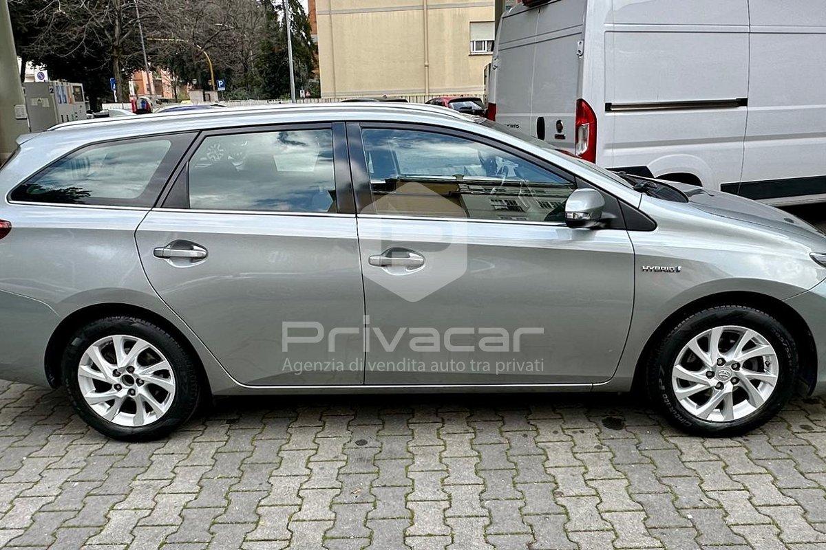 TOYOTA Auris Touring Sports 1.8 Hybrid Business