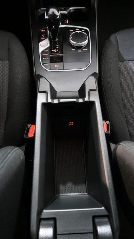 BMW Serie 1 116d Business Advantage Cambio automatico