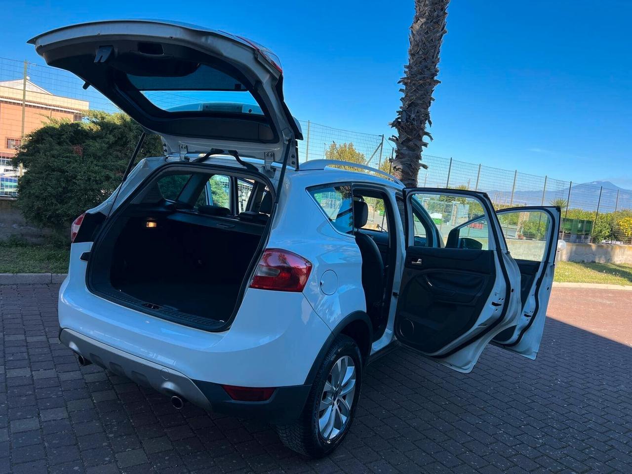 Ford Kuga 2.0 TDCi 136 CV 2WD Titanium DPF