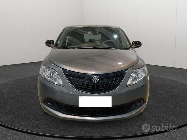 Lancia Ypsilon My24 1.0 Firefly 70 CvStart&St...