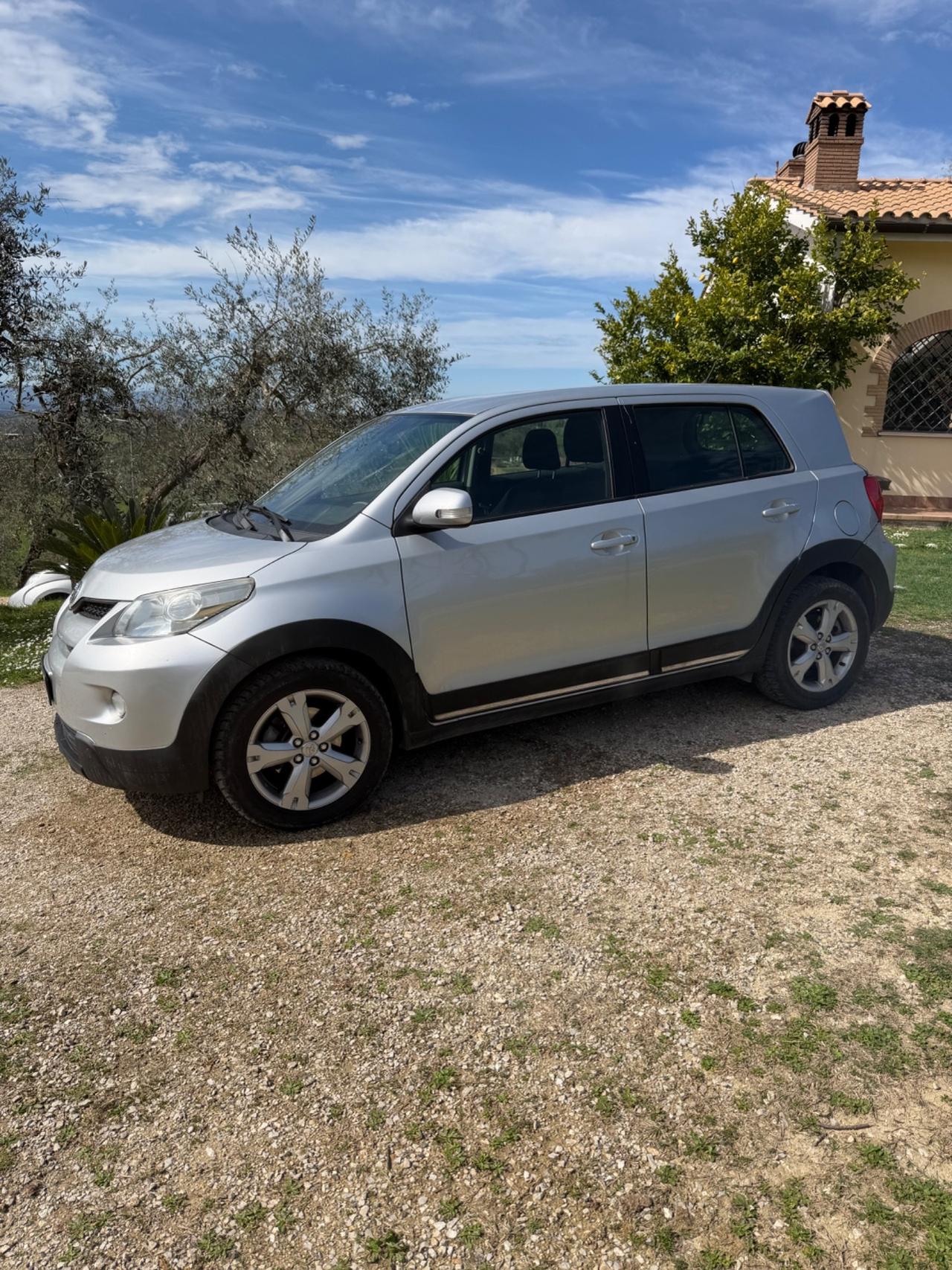 Toyota Urban Cruiser 1.4 D-4D AWD Luxury
