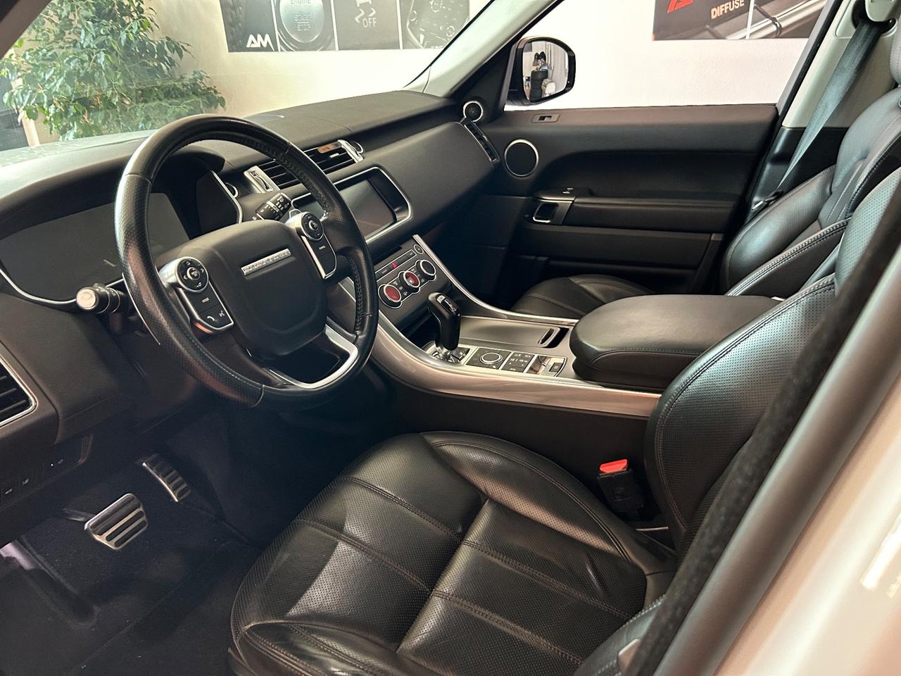 Land Rover Range Rover Sport 3.0 SDV6 HSE SPORT