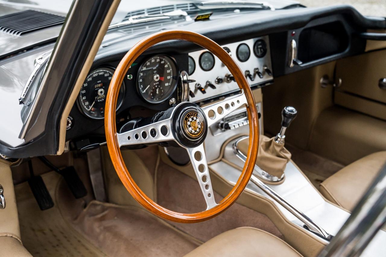 Jaguar E-Type 3.8 FHC 1 Serie