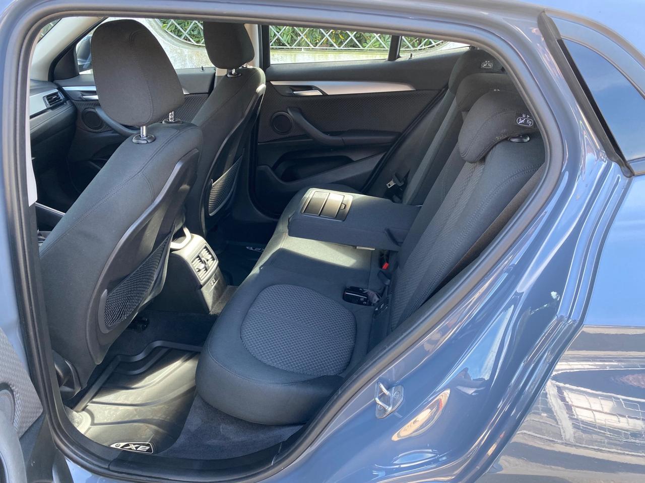 Bmw X2 sDrive18d Business-X