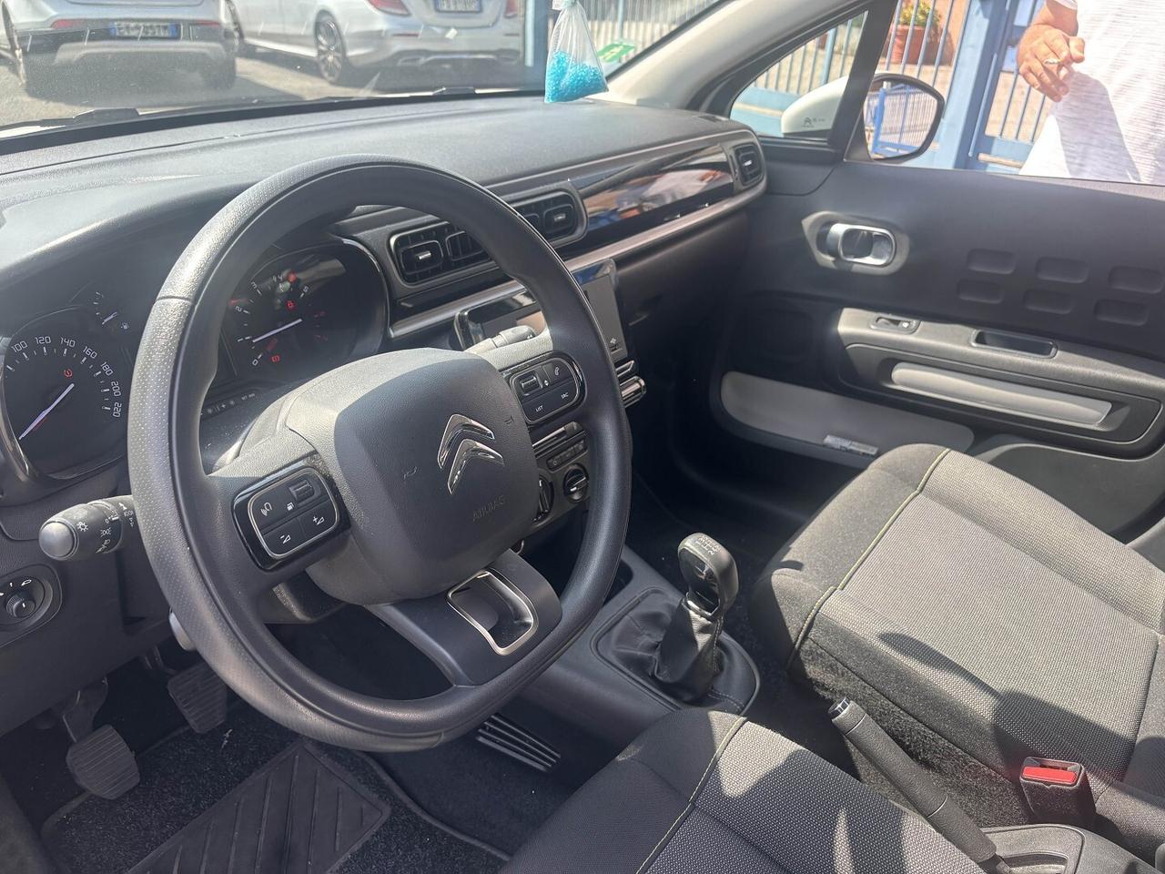 CITROEN C3 PureTech 1.2 YOU