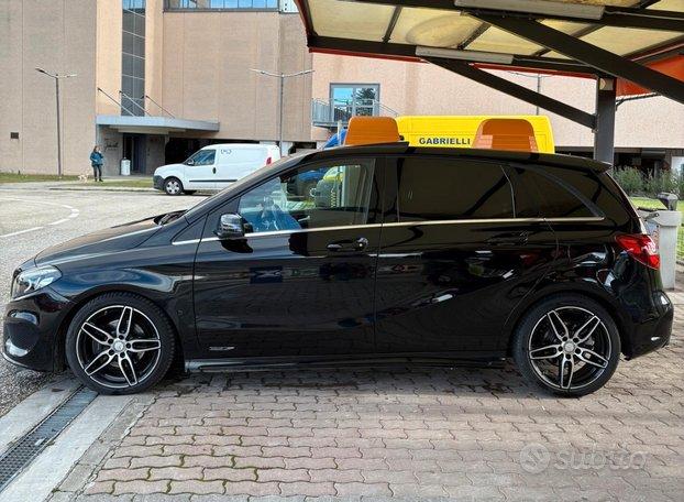 Mercedes classe b 180d premium amg