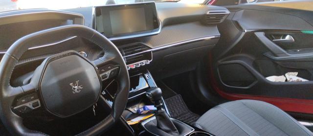 PEUGEOT 2008 PureTech 130 S&S EAT8 GT