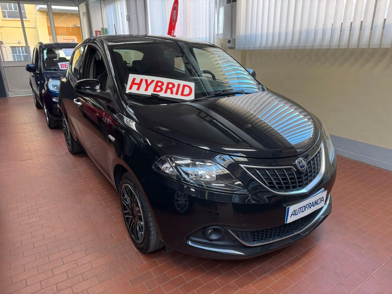 Lancia Ypsilon 1.0 FireFly 5 porte S&S Hybrid Ecochic Gold