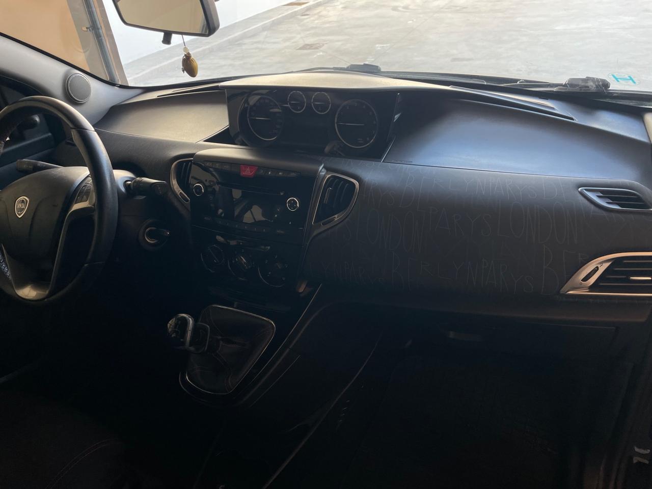 Lancia Ypsilon 1.2 69 CV 5 porte GPL Ecochic Gold