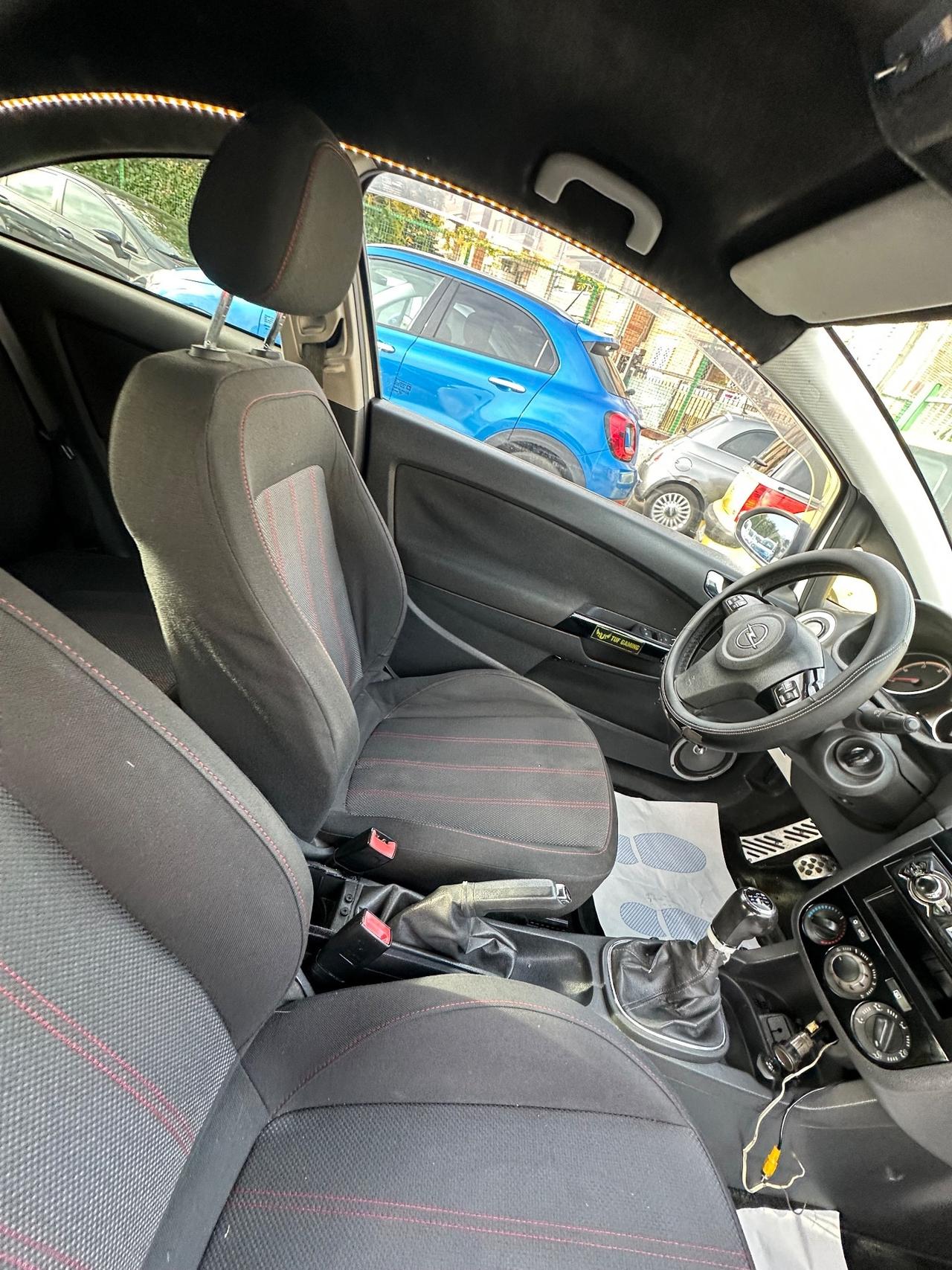 Opel Corsa 1.3 CDTI 95CV F.AP. 3 porte b-color