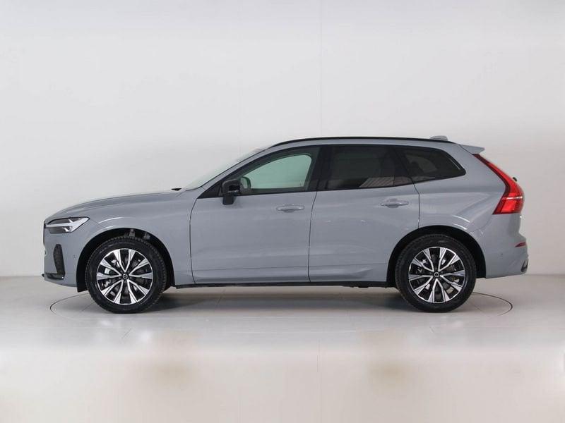 Volvo XC60 B4 (b) automatico Plus Dark