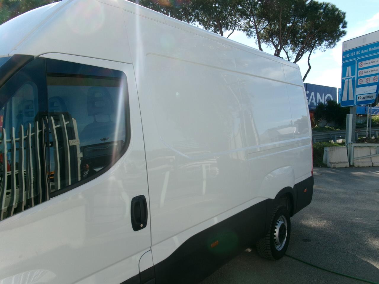 Iveco Daily 35S14 2.3 140CV E6D FURGONE P. 3520 **PERFETTO**