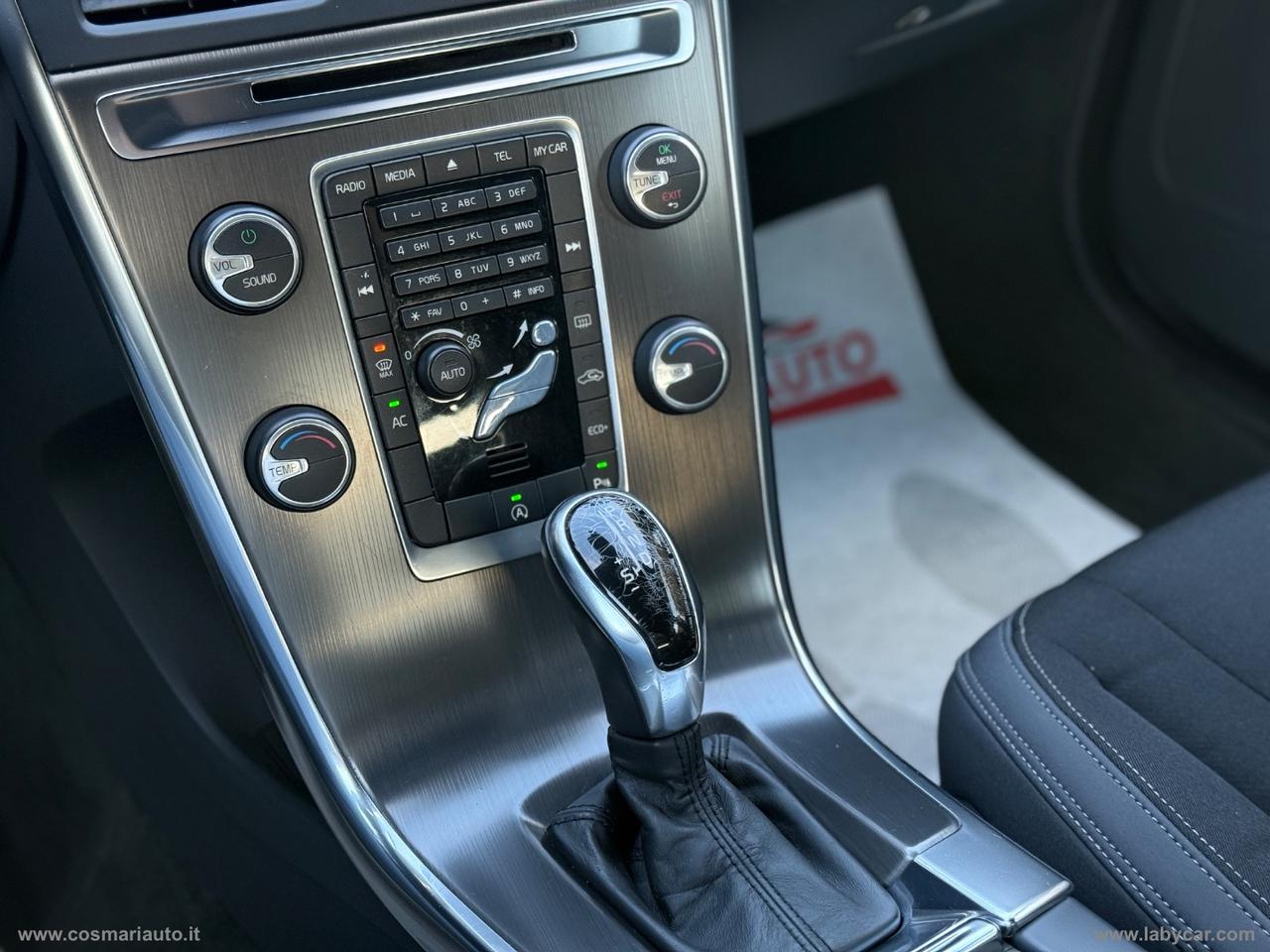 VOLVO XC60 D4 Geartronic Momentum