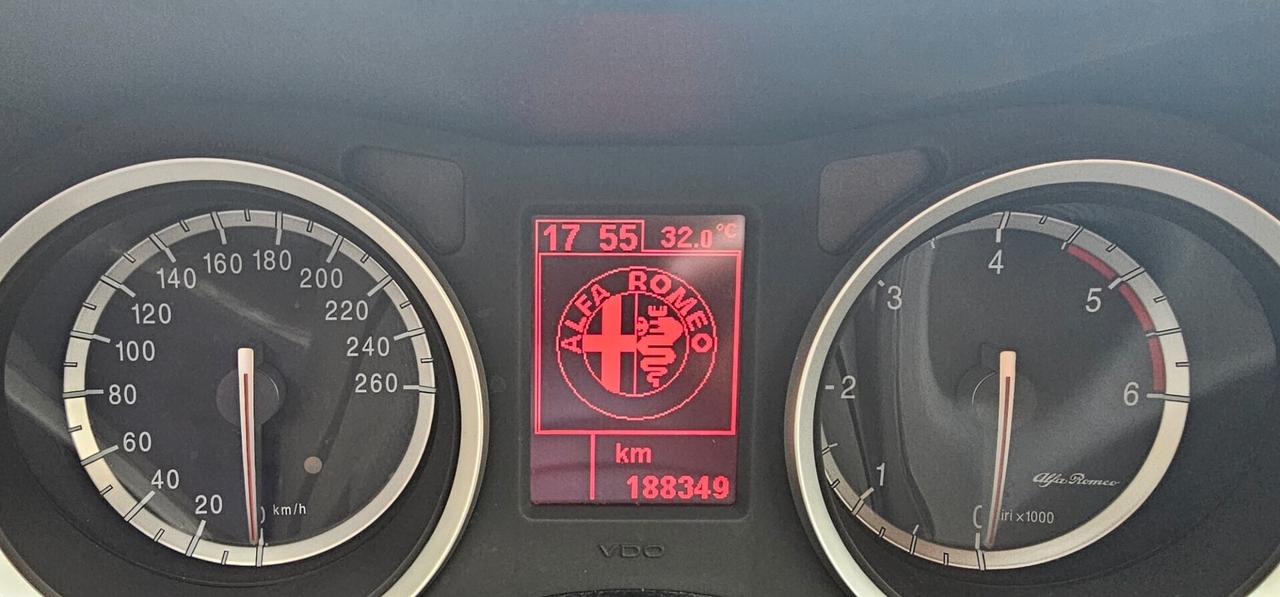 Alfa Romeo 159 1.9 JTDm Sportwagon Distinctive
