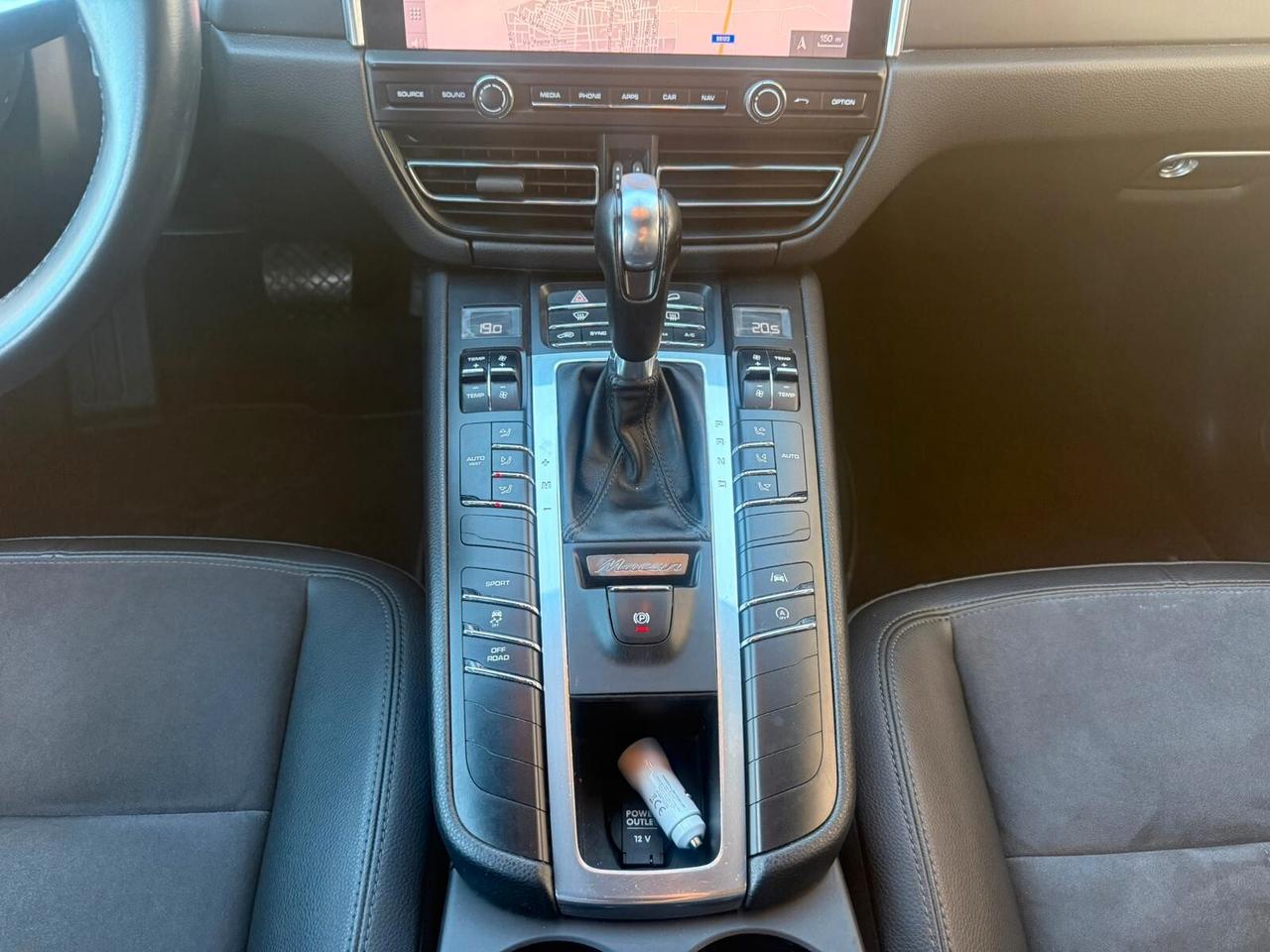 Porsche Macan 2.0 245cv