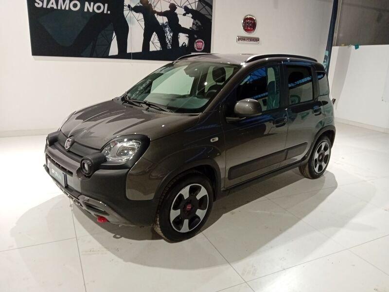 FIAT Panda 1.0 FireFly S&S Hybrid City Cross