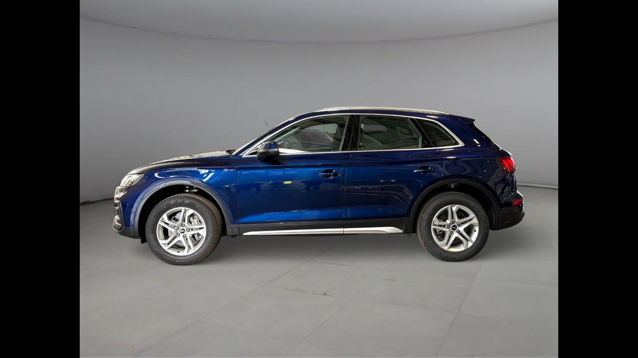 Audi Audi Q5 Business Advanced 40 TDI quattro 150(204) kW(CV) S tronic