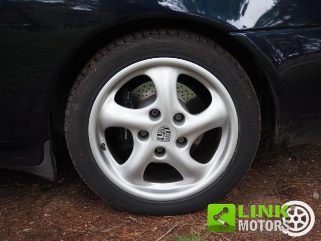 PORSCHE 911 Carrera cat Coupé